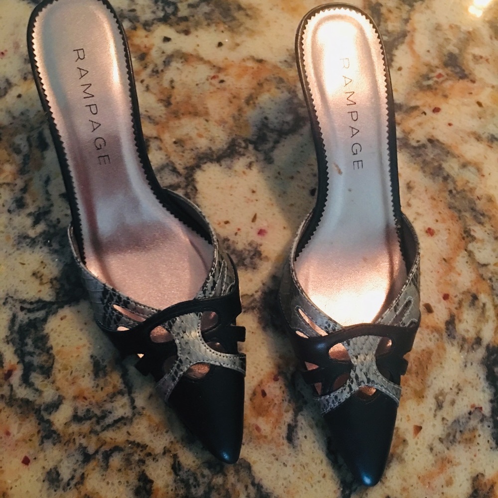 Mule/slides